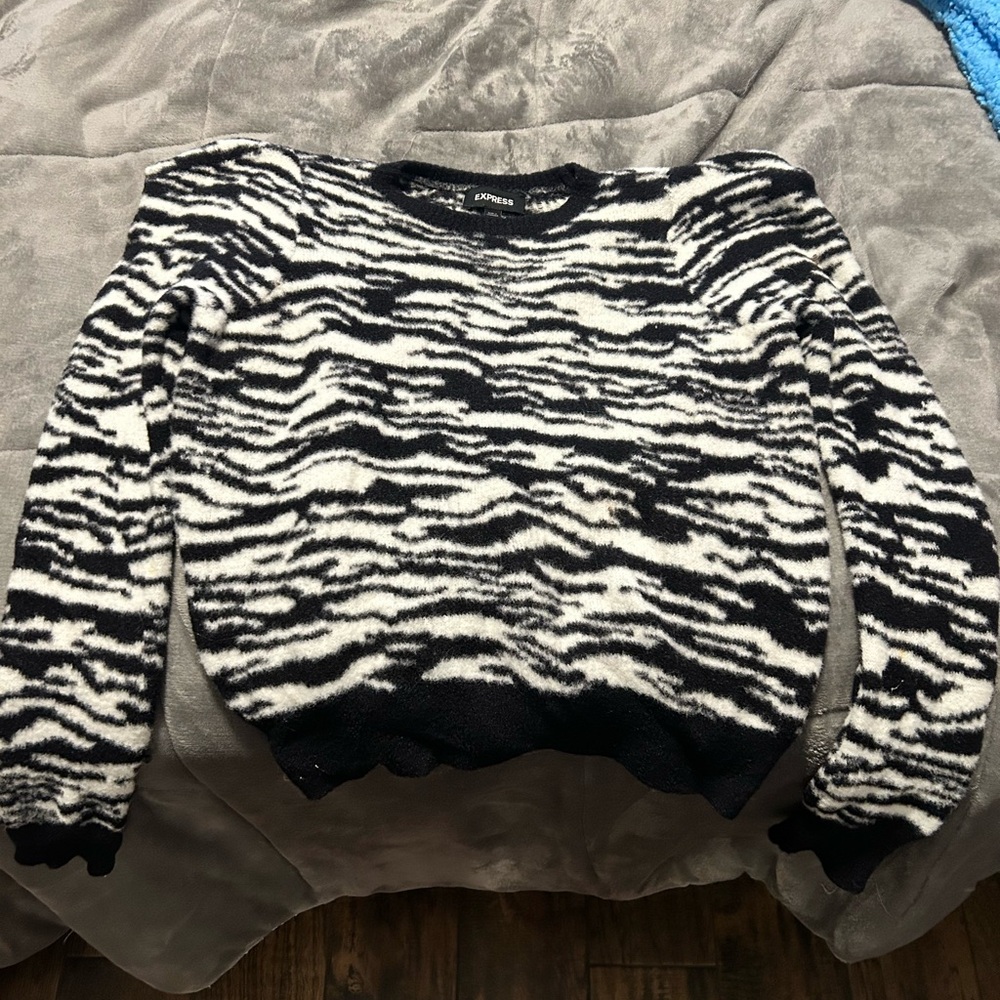 Chic Zebra Print Sweater